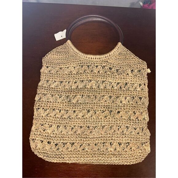 NWT St. John’s bay straw Rafia bag with wooden handles and animals - Picture 2 of 5